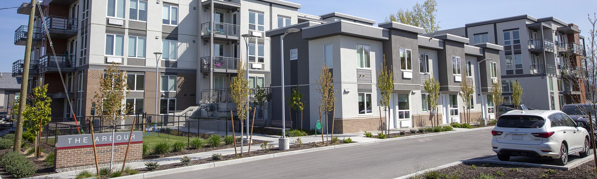 Find your ideal rental at the Arbour, offering a selection of studio, 1, 2, or 3-bedroom units and townhomes.